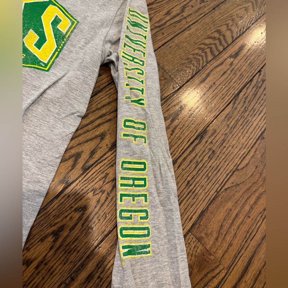 Vintage Gray University of Oregon Long Sleeve Shirt - Picture 3 of 7